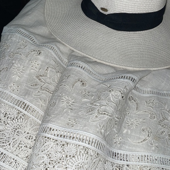 Spell & Gypsy Abagail 🌷Professionally Shorted for Spring 🌷 - Picture 5 of 6